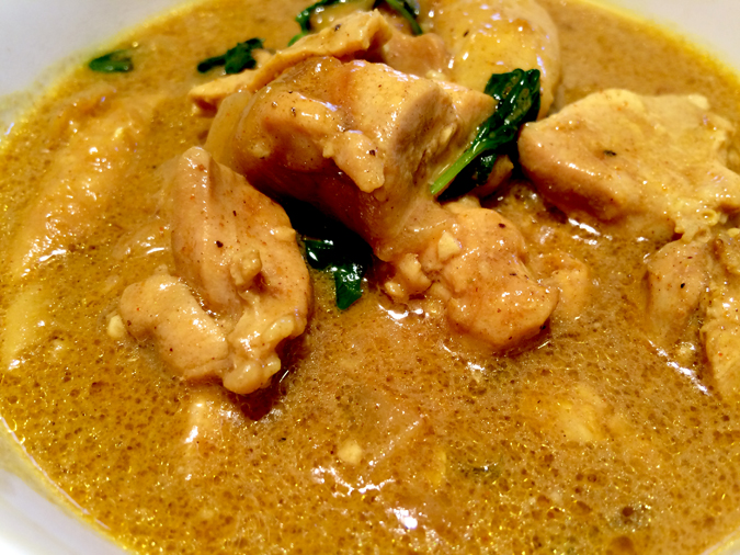 Fast & healthy basil chicken curry